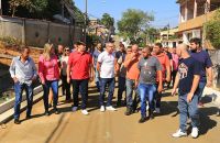 Prefeito de Belford Roxo visita obras e unidades escolares 1 PREFEITO VISITA OBRAS Marcinho Bombeiro foi ao bairro São Leopoldo verificar o andamento das obras que é uma parceria da Prefeitura e o Governo Federal