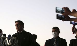 Bolsonaro critica derrubada do veto que impede reajuste a servidores Marcello Casal Jr Agência Brasil