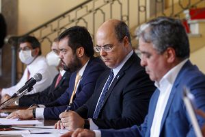 Governador sanciona 10 projetos de lei que concedem 2 Rogério Santana RJ