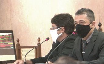 Vereadores solicitam melhorias Mesa sessao 22 09 Art Vídeo