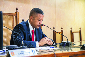 Foto: Banco de Imagens Celso do Alba recebe a imprensa e fala dos 100 dias à frente do legislativo