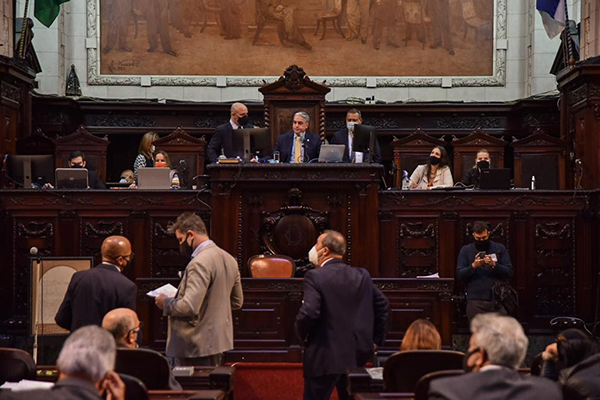 Foto: Banco de Imagens Alerj derruba veto à implementação do PCCS da Saúde durante Regime de Recuperação