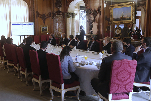 Governador recebe chefes de poderes para debate sobre novo Regime de Recuperação Fiscal