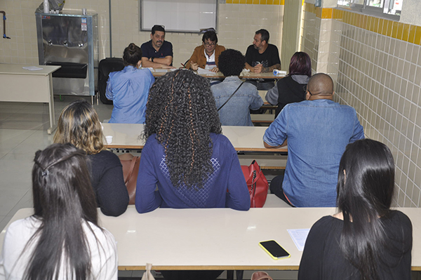 Magé realiza palestras sobre como conseguir um emprego