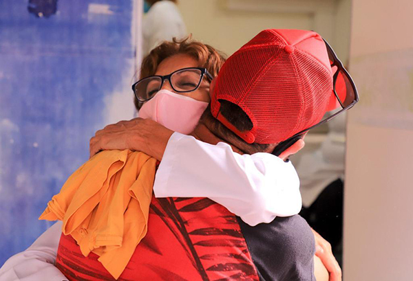 Meriti realiza ação de acolhimento e vacinação no combate à covid-19 para pessoas em situação de rua