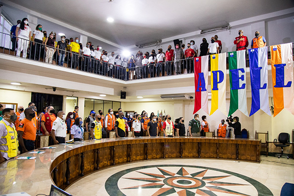 Câmara abre suas portas para homenagear o voluntariado que auxilia a Defesa Civil de Duque de Caxias