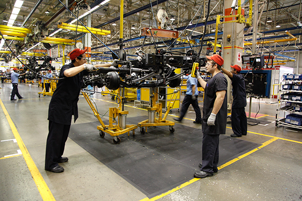 Indústrias fluminenses registram aumento na produção, aponta Firjan