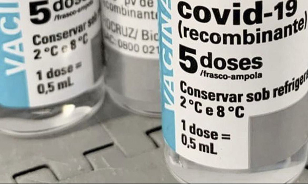 Foto: Banco de Imagens Fiocruz recebe novo lote de IFA para produção de 4,5 milhões de doses