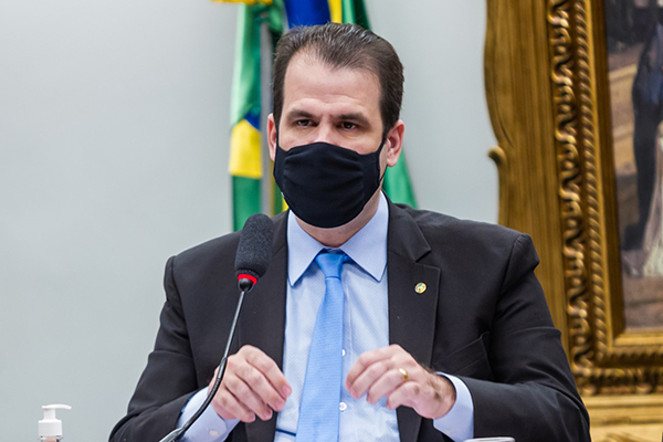 Foto: Banco de Imagens Projeto de Lei permite pagamento de dívidas com saldo do FGTS