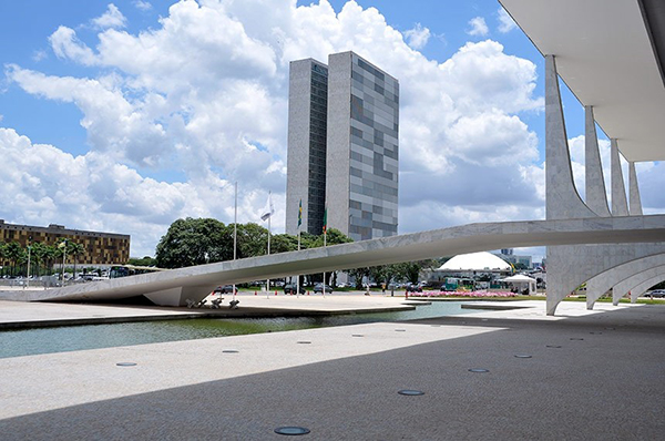 Lei define novas regras para improbidade administrativa