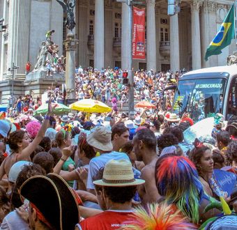 Calendário Oficial do Estado inclui carnaval fora de epoca em julho Rafael Wallace Alerj