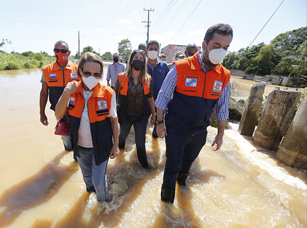 Cláudio Castro visita áreas atingidas pelas chuvas no Norte Fluminense