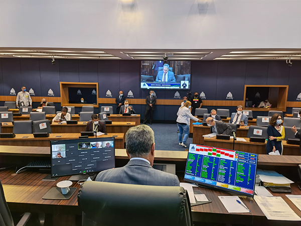 Foto: Banco de Imagens Alerj promulga nove leis de vetos do executivo derrubados pela casa