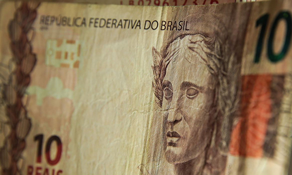 Foto: Banco de Imagens Aberta repescagem para nascidos até 1967 sacarem valores esquecidos