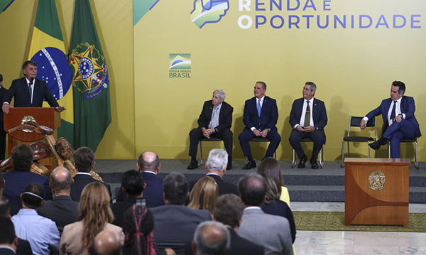 Foto: Banco de Imagens Governo publica medida provisória para regulamentar o trabalho remoto
