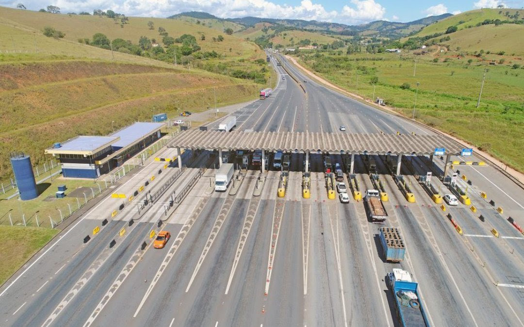 Foto: Banco de Imagens Legislação autoriza governo a acabar com tarifa de pedágio mais cara nos fins de semana