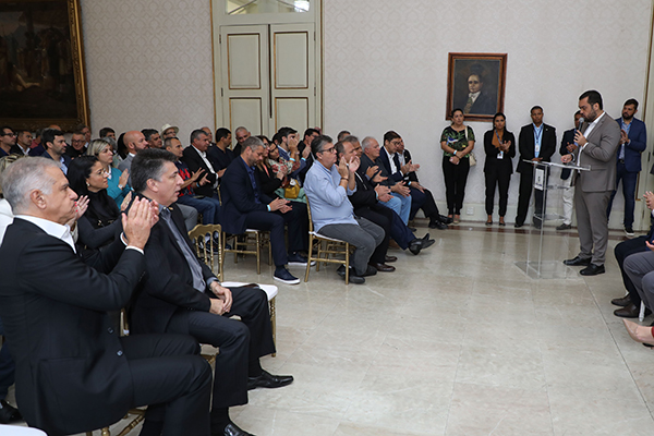 Foto: Banco de Imagens Governador Cláudio Castro anuncia repasse de R$ 800 milhões voltados à saúde