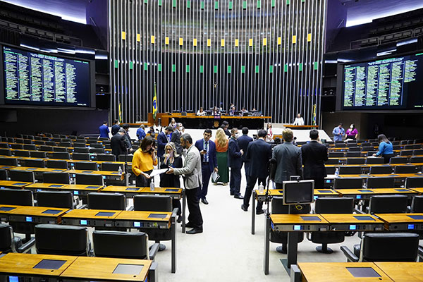 Foto: Banco de Imagens Câmara aprova punição para golpes cometidos por meio de redes sociais