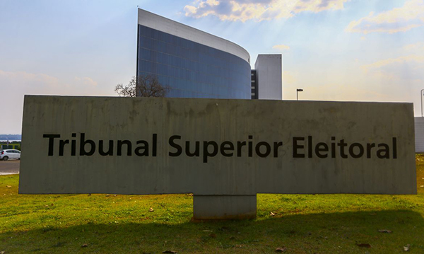 Ministro do TSE nega pedido do PL de retirar vídeo de Lula da internet