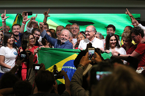 Foto: Banco de Imagens Em primeiro discurso, Lula diz que combate à miséria é sua missão