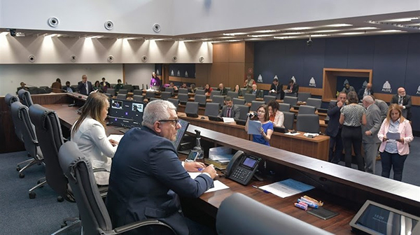 Alerj aprova relatório final da CPI dos Trens