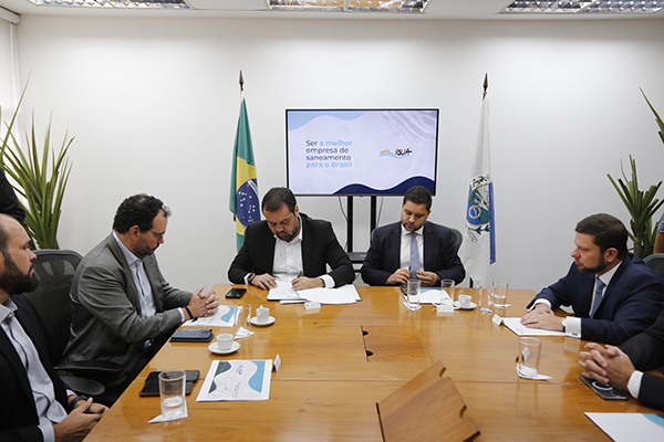 Foto: Banco de Imagens Cláudio Castro assina nota técnica para viabilizar a despoluição do Complexo Lagunar da Barra da Tijuca e de Jacarepaguá