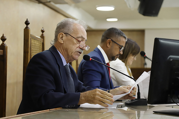 Vereadores de Caxias encaminham demandas em mais uma Sessão Plenária