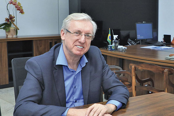 Finep assina primeiro contrato de crédito direto após redução na taxa de juros