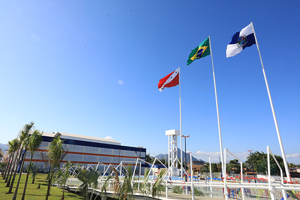 Deputado federal Washington Quaquá conhece as instalações do CEPT de Itaipuaçu