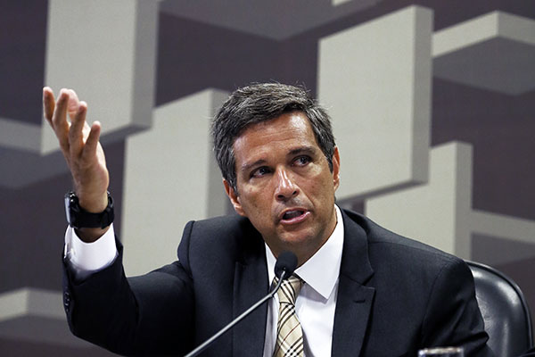 Inflação deve ser negativa em junho e voltar a subir