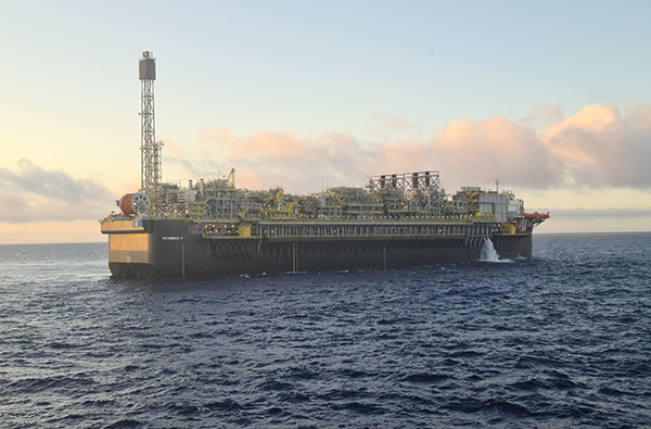 Produção de petróleo no pré-sal tem novo recorde trimestral