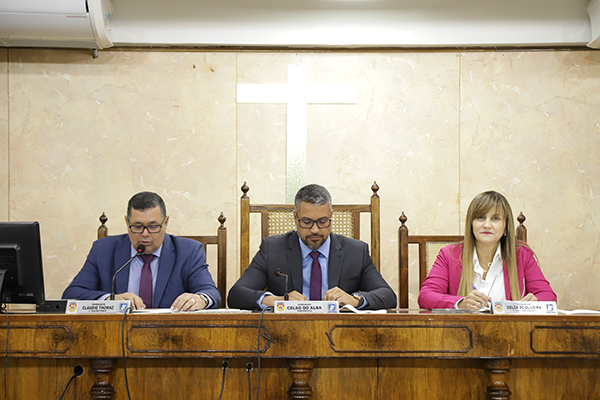 Vereadores solicitam serviços essenciais à Prefeitura