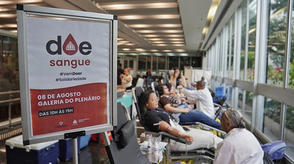 Doação de sangue na alerj coleta quantidade para beneficiar mais de 400 pessoas