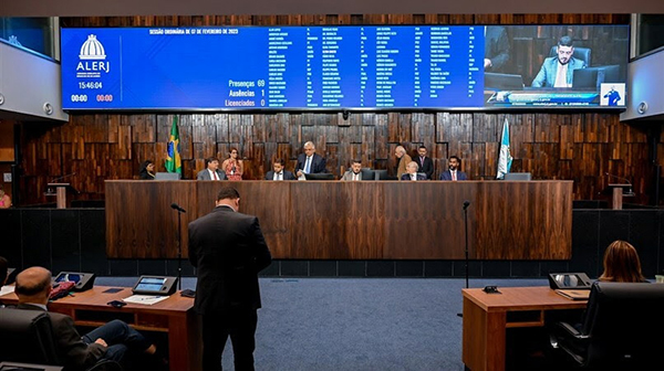 Projeto autoriza programa veterinário para atendimento gratuito de animais domésticos