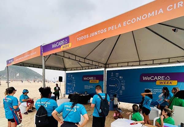 Foto: Banco de Imagens Braskem realiza mutirão de limpeza na Praia do Leme, no Rio de Janeiro