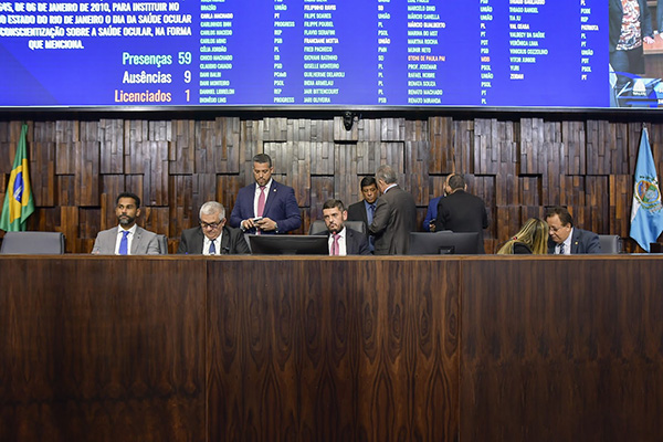 Foto: Banco de Imagens Entidades condenadas por exploração de trabalho infantil não poderão receber benefícios fiscais
