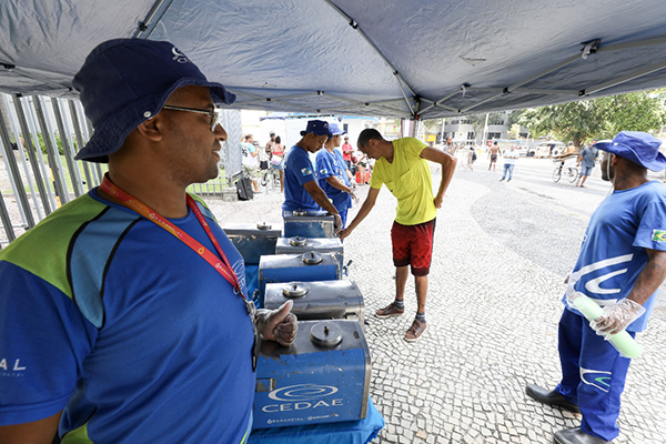Foto: Banco de Imagens Cedae serve água gelada no centro do Rio de Janeiro