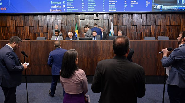 Foto: Banco de Imagens Aprovada pela Alerj concessão do Abono-Fundeb para profissionais da Educação