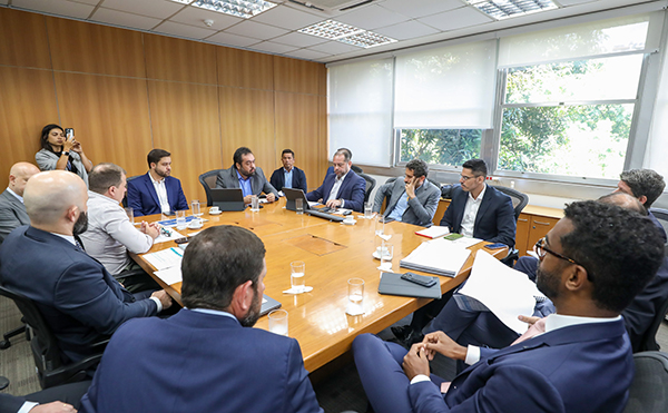 Foto: Banco de Imagens Cláudio Castro cria Comissão Permanente de Acompanhamento ao Orçamento, Receitas e Despesas