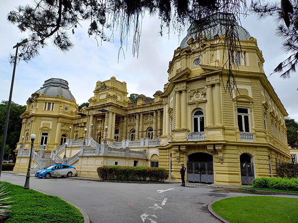 Foto: Banco de Imagens Cláudio Castro sanciona o Orçamento de 2024