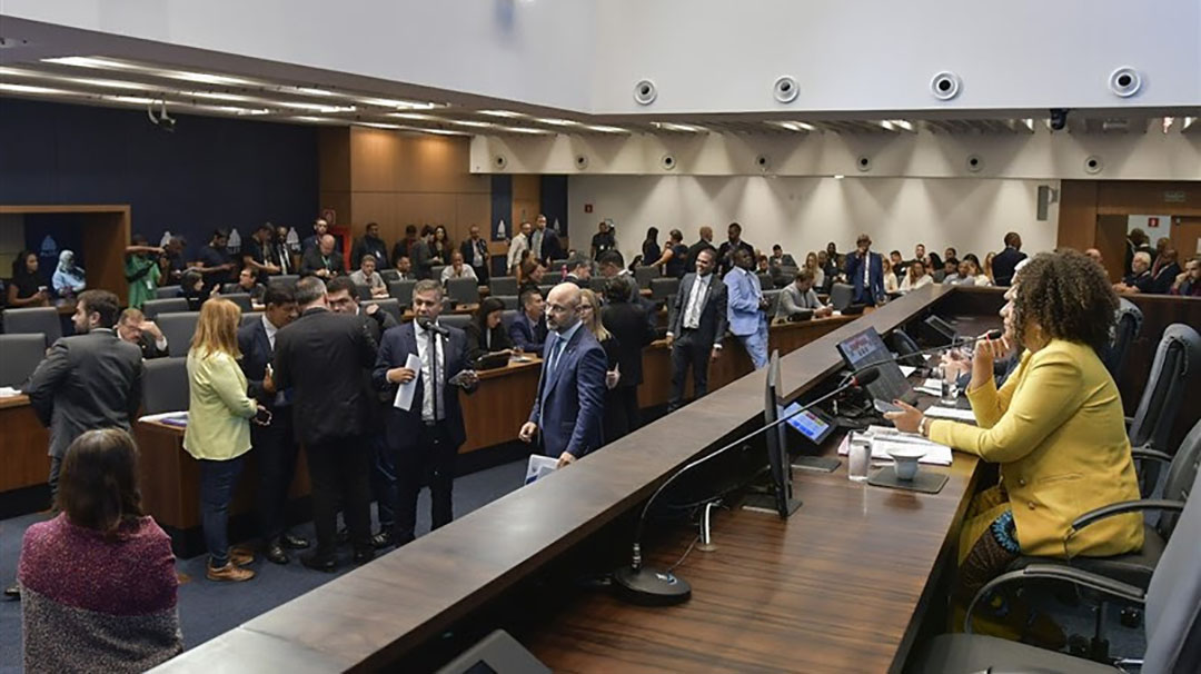 Aprovadas na Alerj novas regras de isenção de ICMS de automóveis destinados às pessoas com deficiência