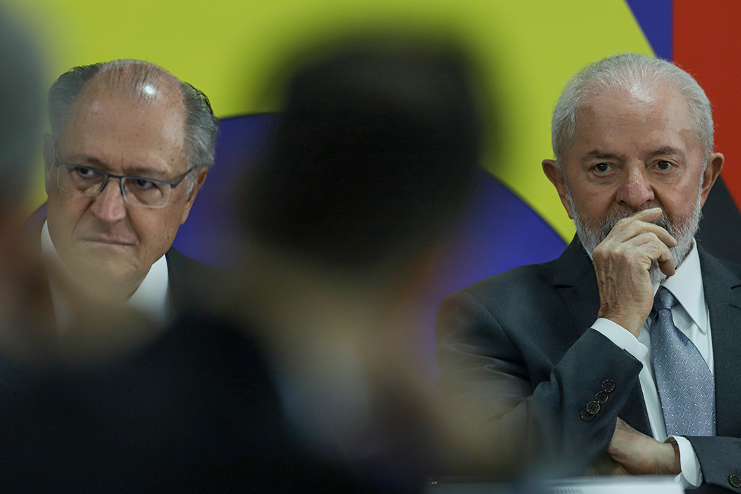 Lula sanciona lei para modernização do parque industrial