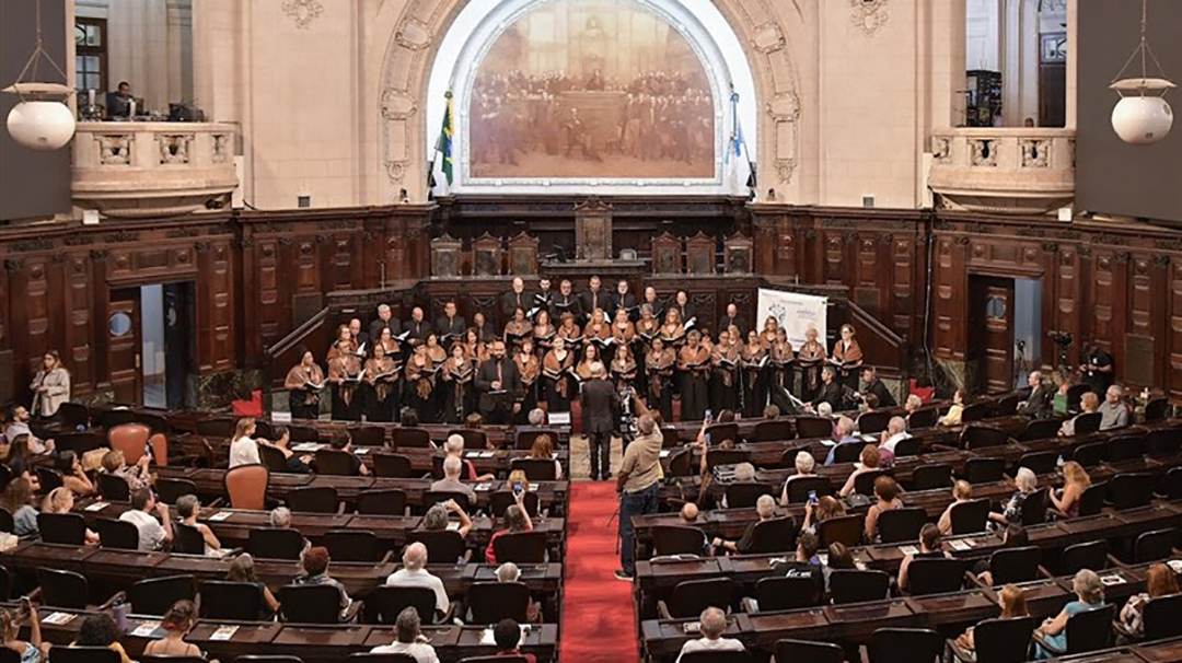 Palácio Tiradentes celebra 98 anos com espetáculo gratuito