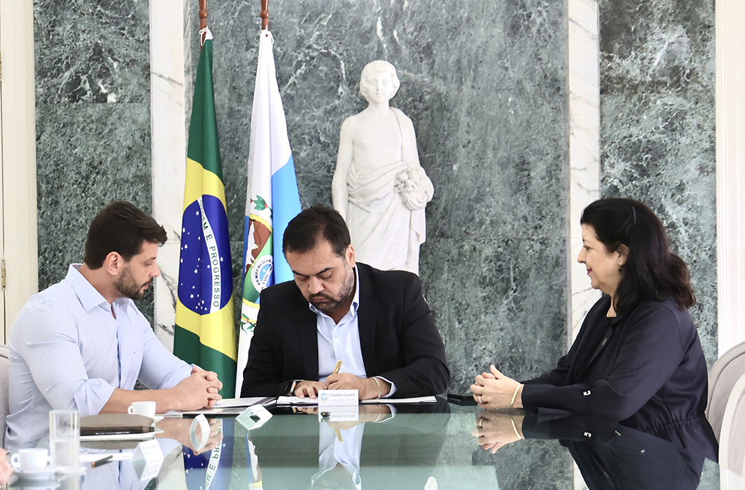 Cláudio Castro assina acordo com a UFRJ para enfrentamento às mudanças climáticas