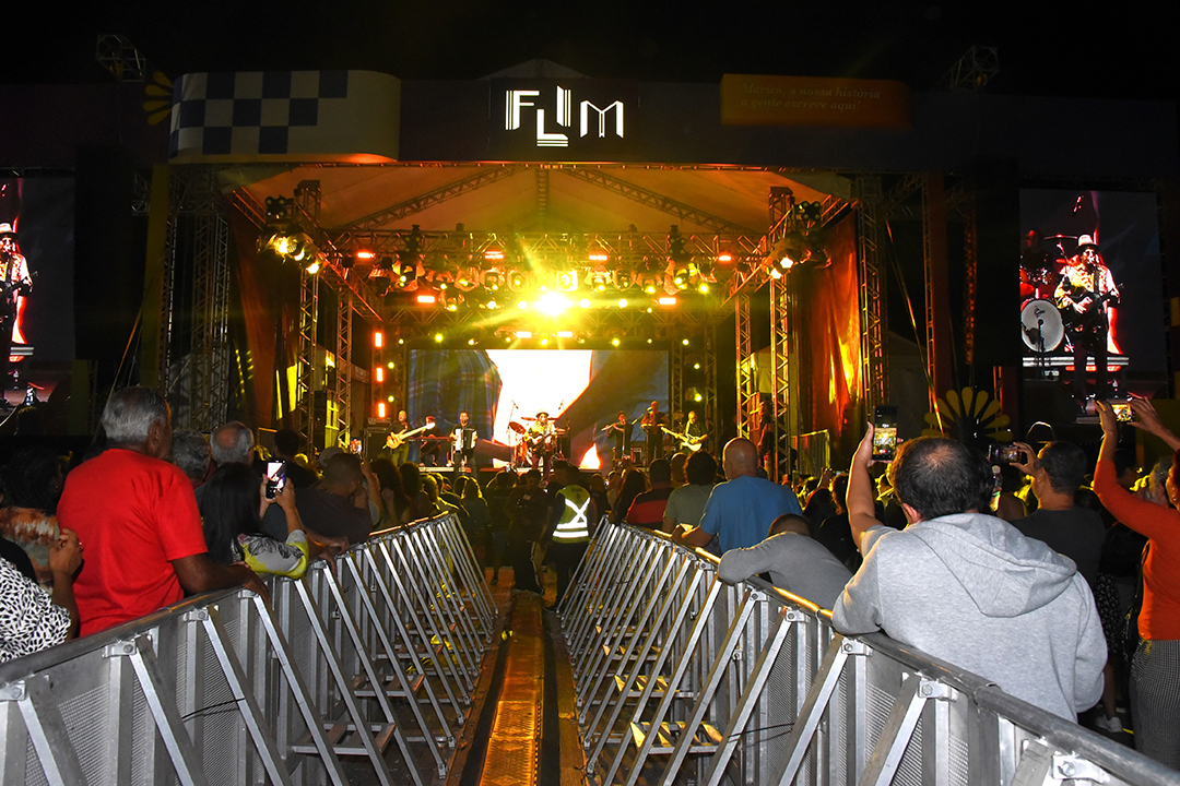 Foto: Banco de Imagens Nona Festa Literária Internacional de Maricá encerra com debate e show de Geraldo Azevedo