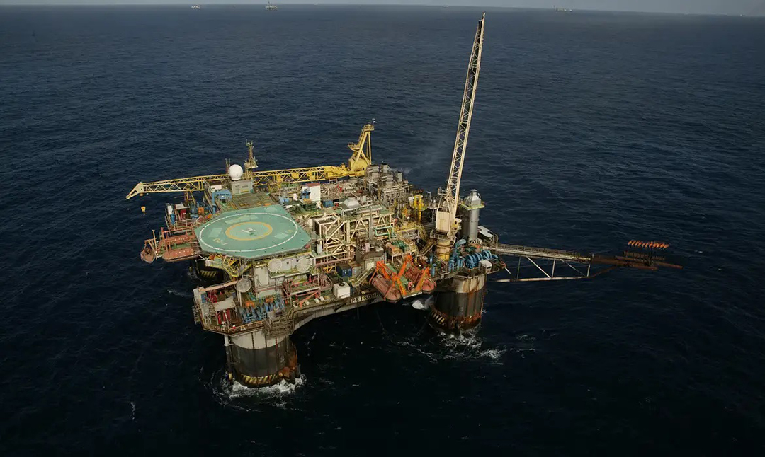 Foto: Banco de Imagens Petróleo lidera a pauta de exportação do país no terceiro trimestre
