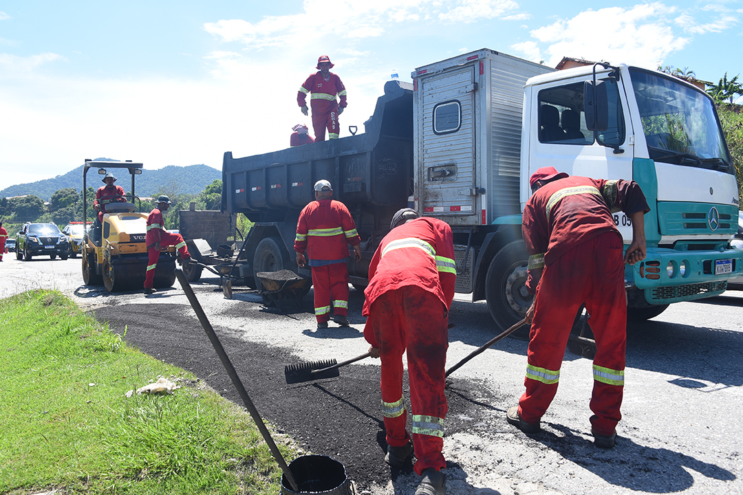 Foto: Clarildo Menezes/Maricá Prefeitura de Maricá coloca recapeamento da RJ-106 entre as prioridades