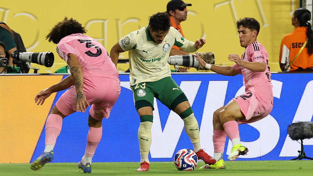 Foto: Cesar Greco/Palmeiras Palmeiras arranca empate com Miami e avança em primeiro no Grupo A