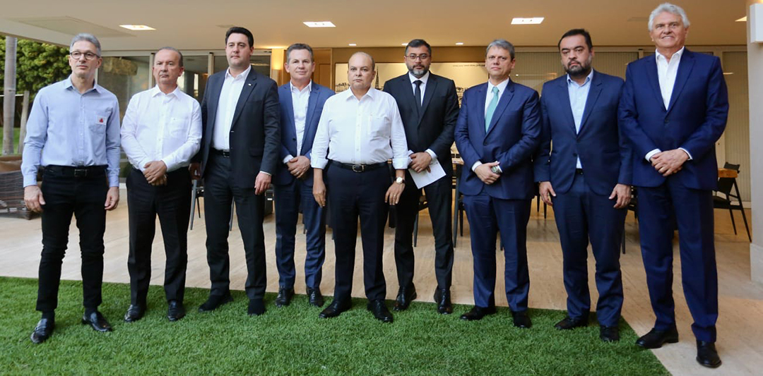 Foto: Eliane Carvalho/GOVRJ Governadores se reúnem contra taxação dos Estados Unidos