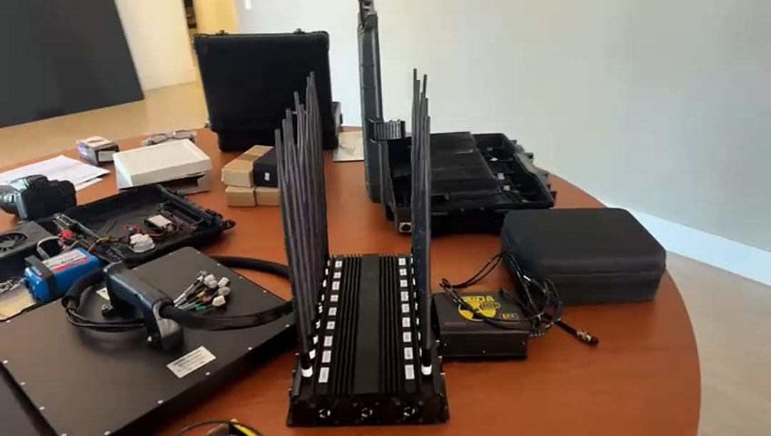 Foto: Divulgação/PCERJ Polícia Civil prende fornecedor de tecnologia ilegal para organizações criminosas do RJ